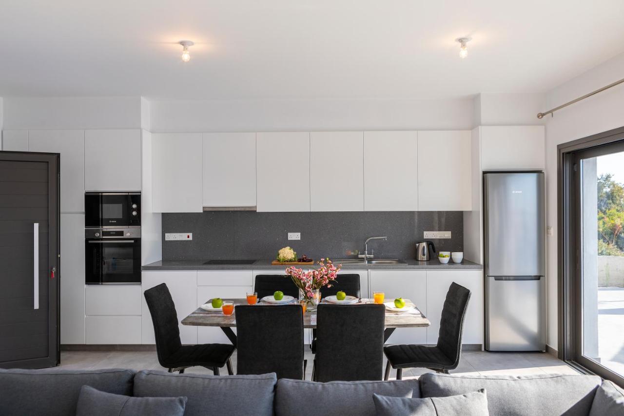 Villa Andre, Walking Distance To Coral Bay 페이야 외부 사진