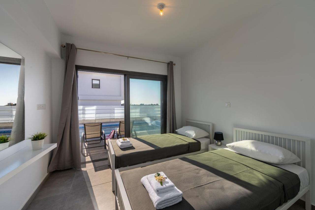 Villa Andre, Walking Distance To Coral Bay 페이야 외부 사진